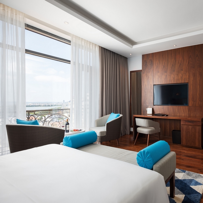 Combo 3N2Đ Từ Hà Nội, Khách Sạn D'Lecia 4* Bãi Cháy, Xe Đưa Đón Khứ Hồi Dành Cho 01 Người