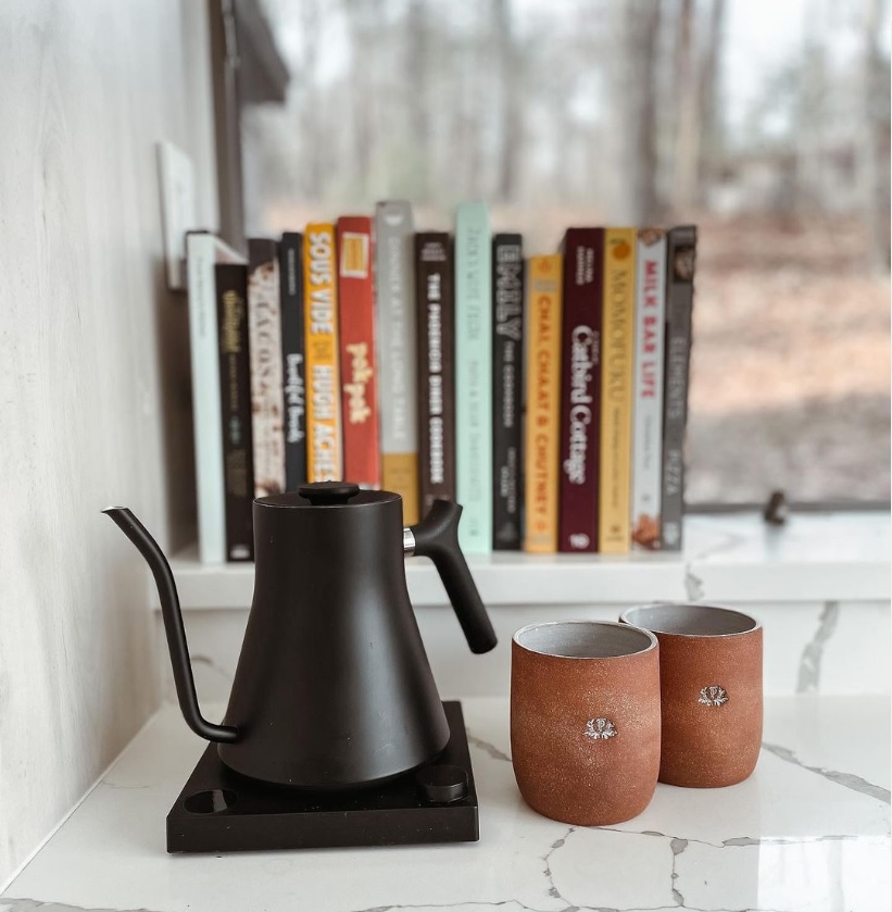 Ấm rót nước điện Fellow Stagg PRO EKG 0.9L - Matte Black (EU, 220V, F Plug) - [ Hàng chính hãng ]