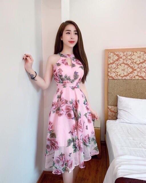 Đầm xoè hoa hồng cổ giọt nước xinh lung linh