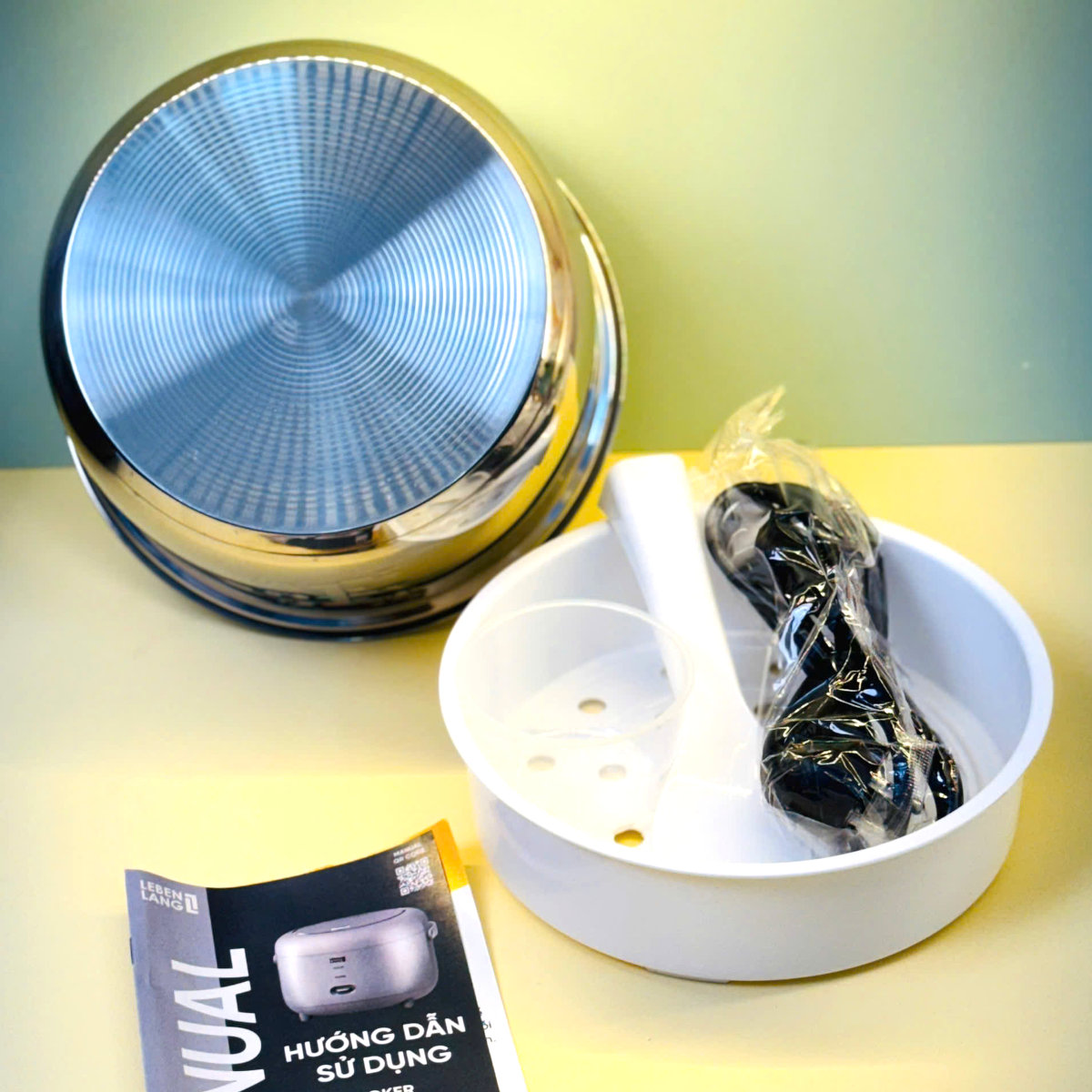 Nồi cơm điện Lê Bên Làng LBL0581, dung tích 1.2L, công suất 350W, thiết kế hiện đại, bảo hành 2 năm - hàng chính hãng