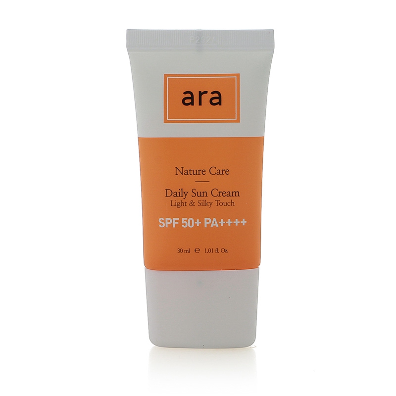 Kem chống nắng ARA Nature Care Daily Sun Cream Light &amp; Silky Touch SPF 50+ PA++++