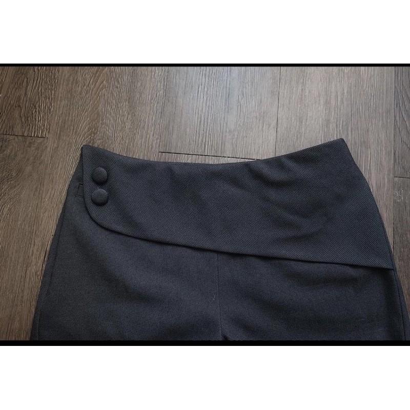 OLALASTUDIO Quần tây dáng ôm và loe nhẹ về phần ống - Yem Trousers