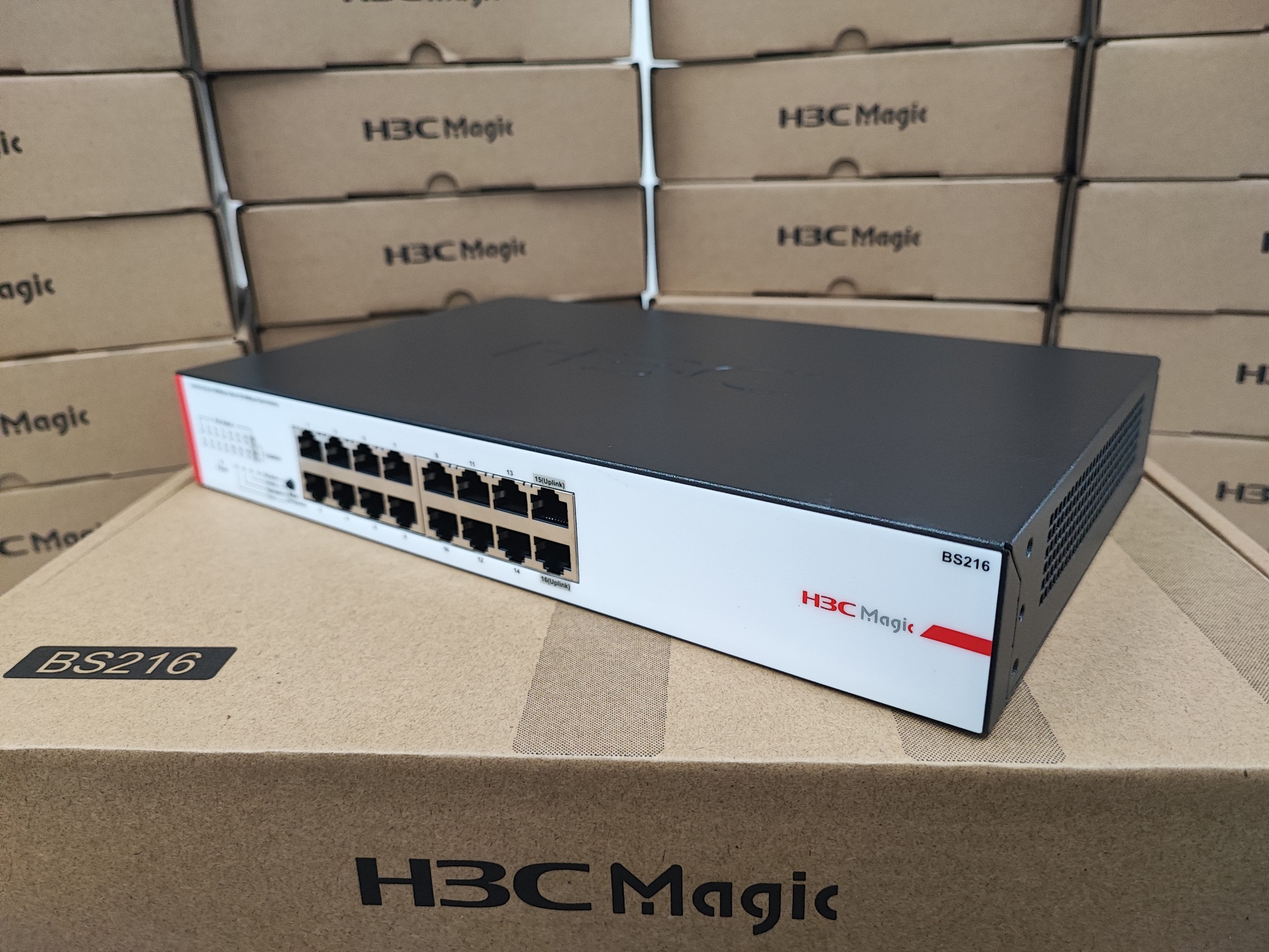 Bộ Chia Mạng Switch Để Bàn H3C BS218F-HP Hàng Chính Hãng 16 Cổng PoE/PoE+, 2 Cổng SFP Gigabit