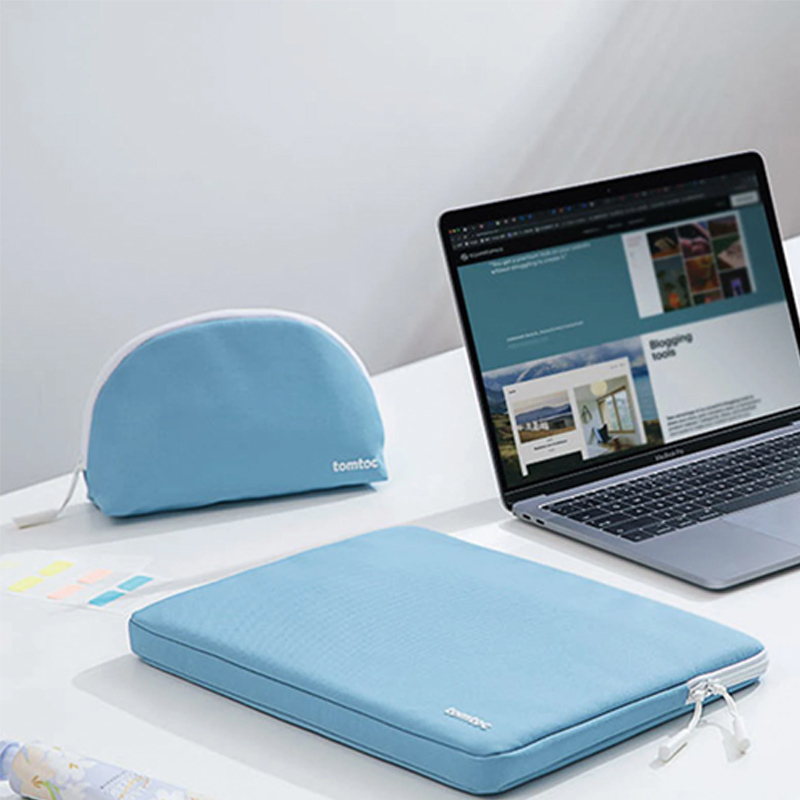 Túi Chống Sốc dành cho MacBook Air/Pro 13” NEW TOMTOC Shell Pouch - A27-C02 - Hàng Chính Hãng