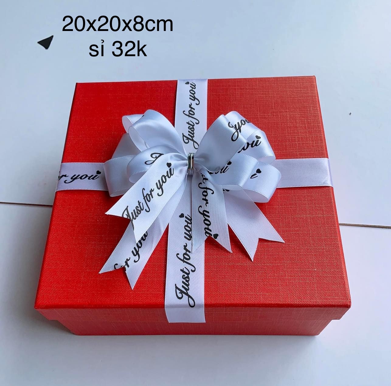 Hộp quà tặng size bự, vuông 20 cao 8cm