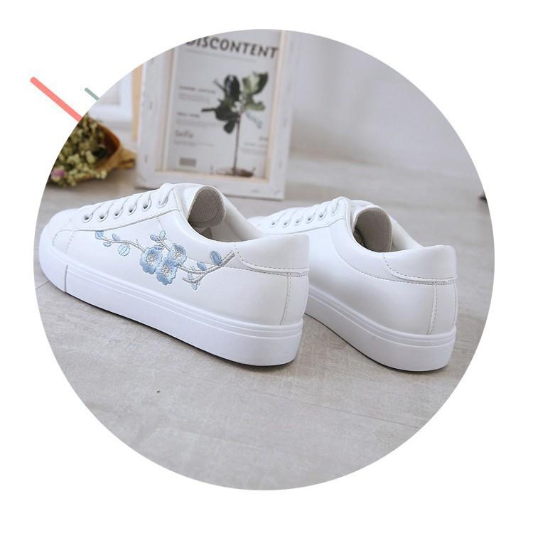 Sneaker Nữ Soras ️️ Giày thể thao Nữ Thêu Hoa Đào dáng thể thao cực Sang Chảnh, Dễ Phối Đồ Soras SYF9528