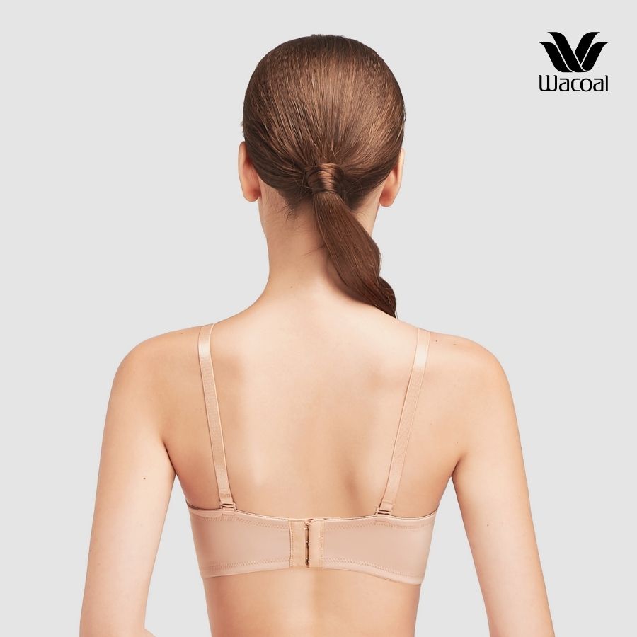 Áo lót Wacoal IYLB5545 có gọng, nâng nhẹ, trơn, áo quây tháo dây, mút mỏng dưới 1cm