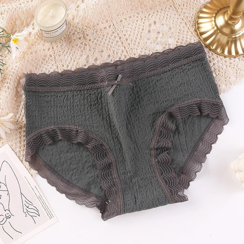 Set 10 quần lót nữ cotton viền ren điệu đà QLN39