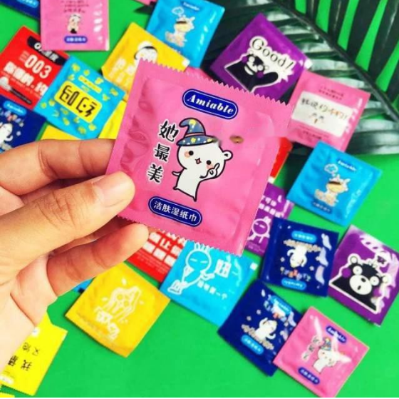 Combo 10 khăn ướt mini gói vuông giả BCS độc lạ, khăn giấy ướt bỏ túi đa dạng mẫu siêu cute GD571-KhanBCS-10