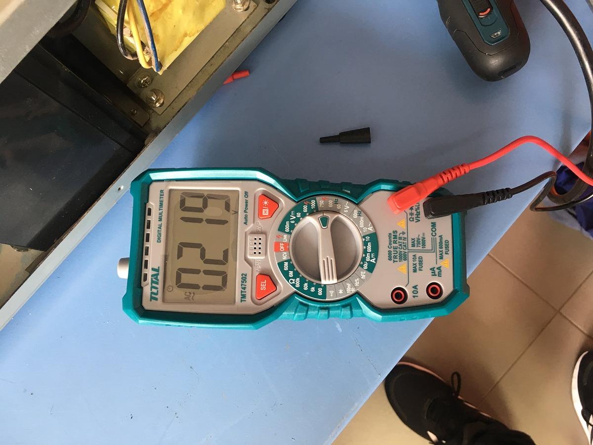 ĐỒNG HỒ ĐO ĐIỆN VẠN NĂNG TOTAL TMT47502 - HÀNG CHÍNH HÃNG
