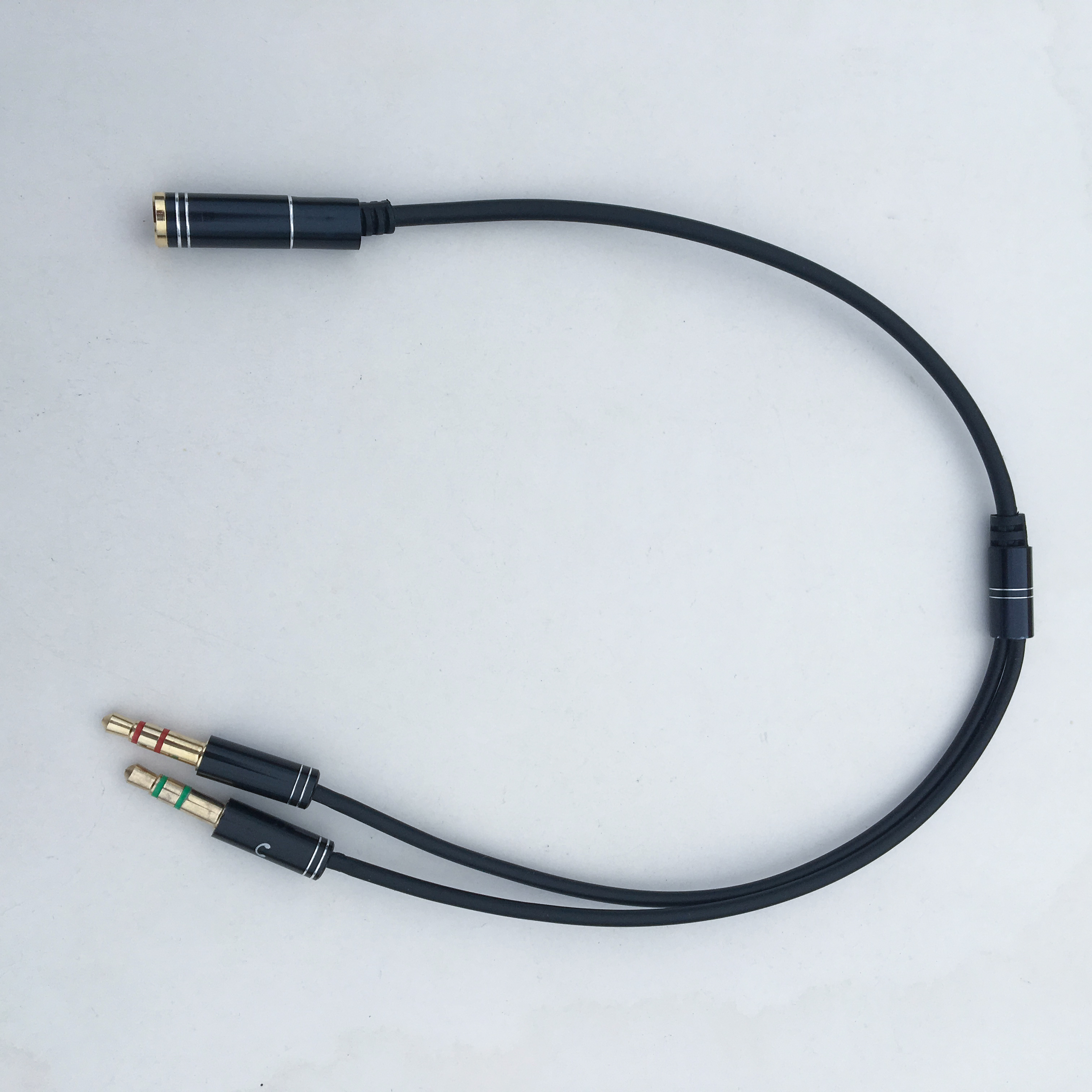 Cáp gộp Audio và mic ra 1 cổng 3.5mm