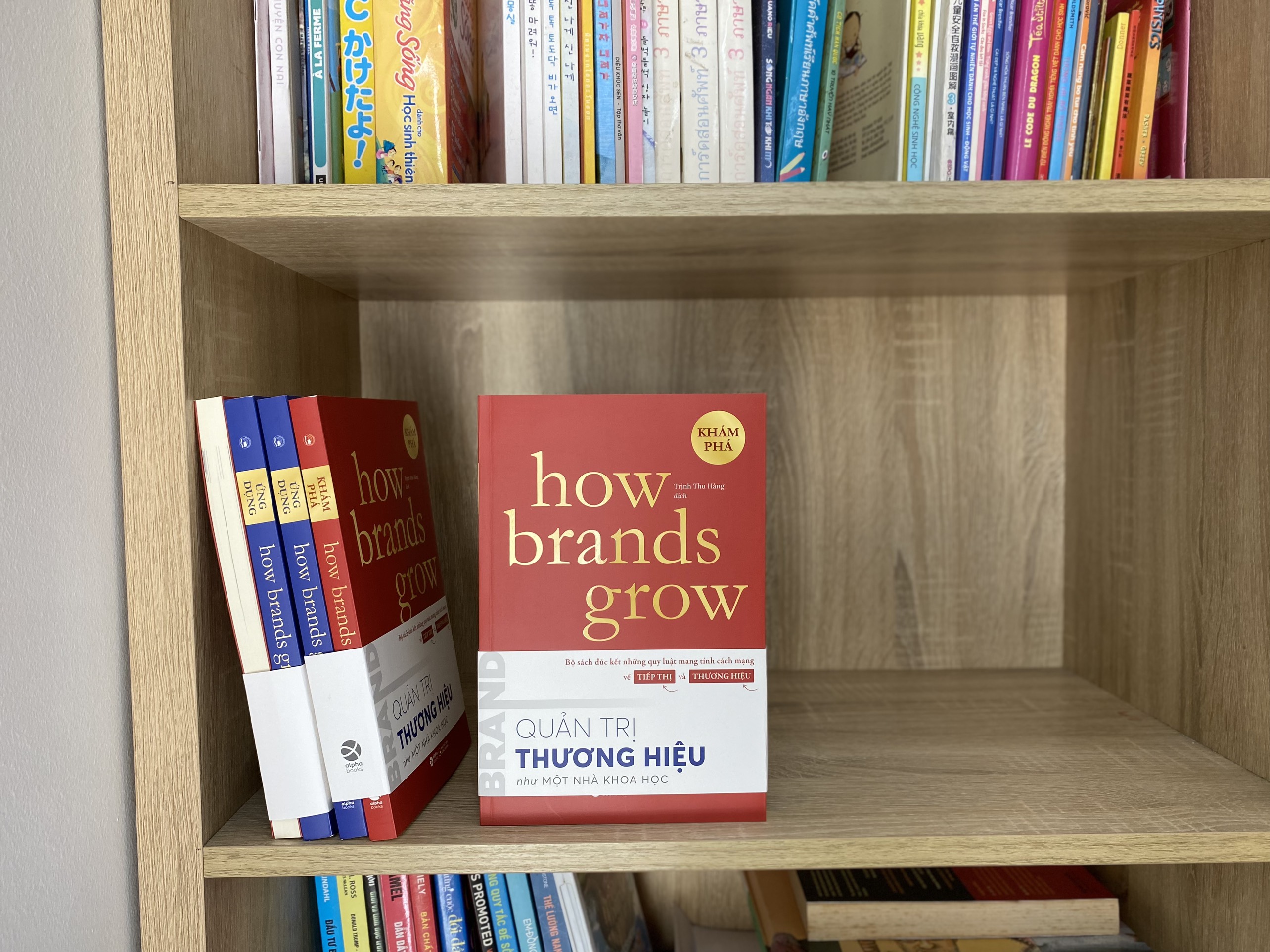 Combo/Lẻ: How Brands Grow - Con Đường Tăng Trưởng Thương Hiệu (Khám Phá + Ứng Dụng)