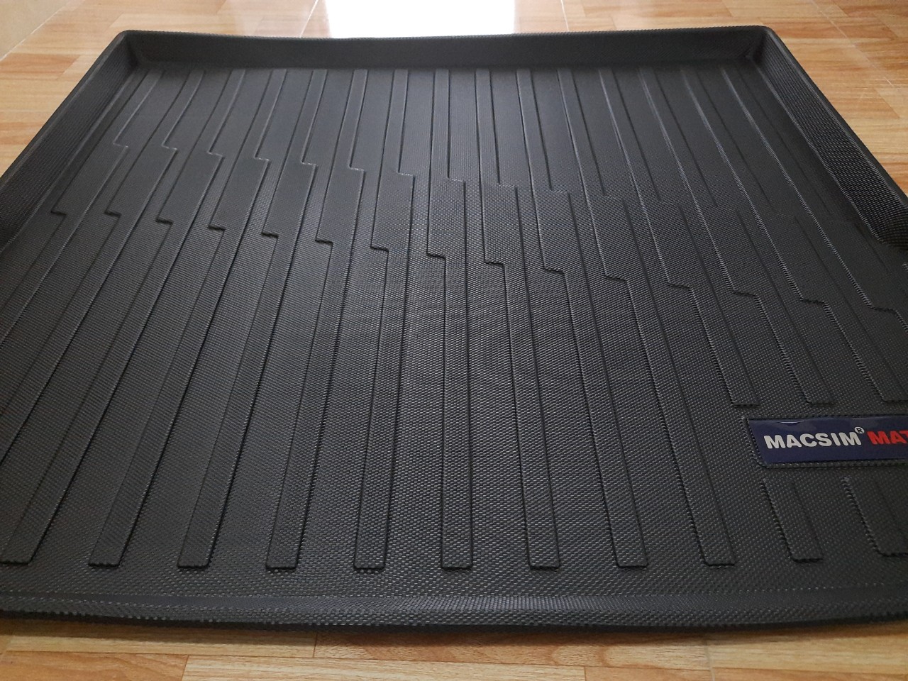 Thảm lót cốp xe ô tô New BMW X4 2017-đến nay nhãn hiệu Macsim hàng loại 2
