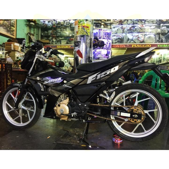 Tem rời xe satria xám đen chất liệu Crom