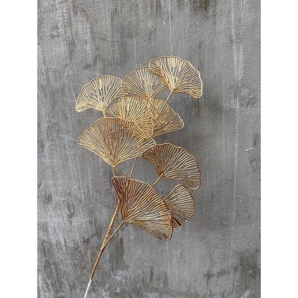 Cành Lá rẻ QUẠT 3 Nhánh Trang Trí Giỏ Hoa Ngày Tết, Decor Cực Sang Chảnh