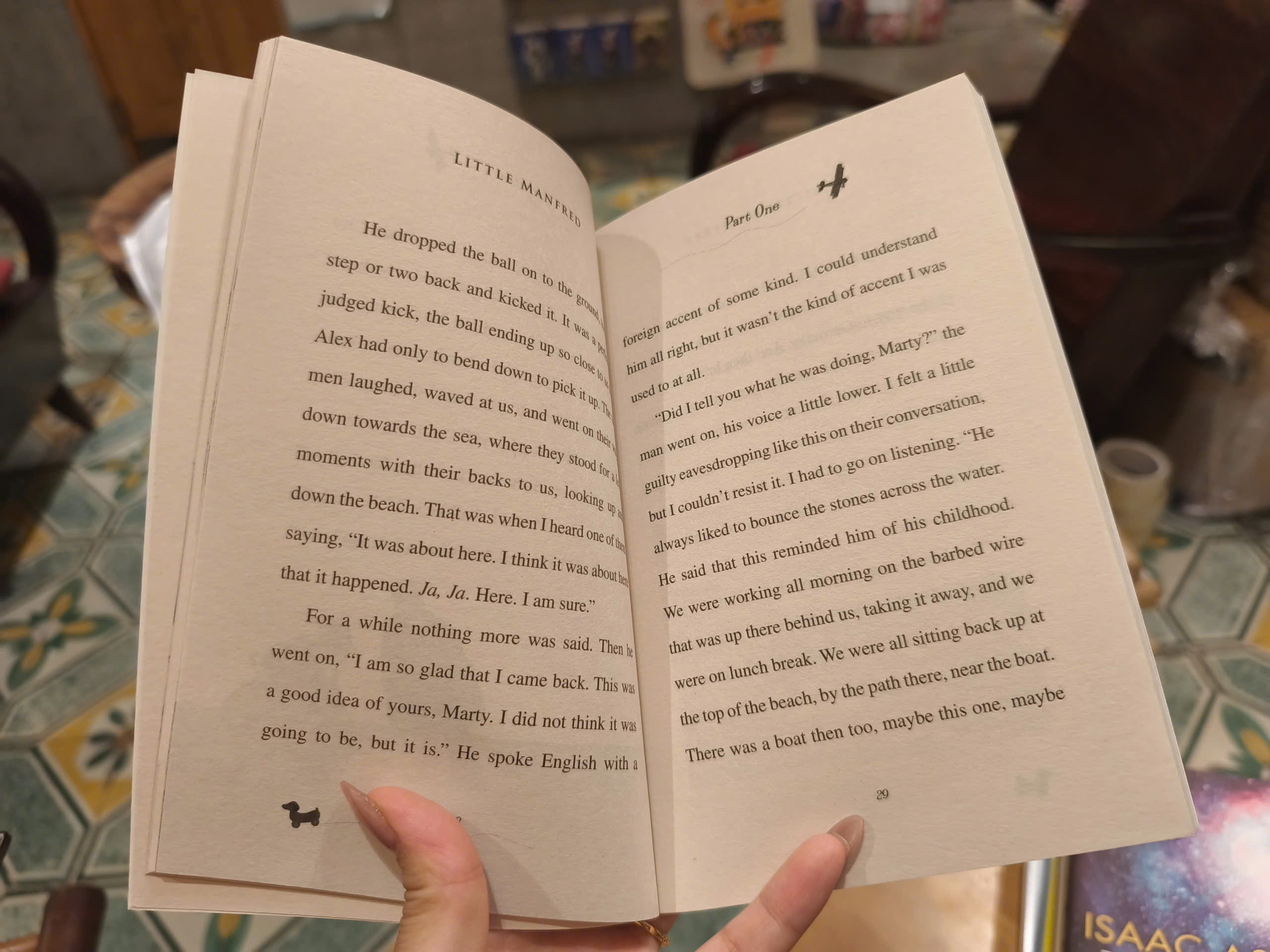 Little Manfred by Michael Morpurgo - Children Story Picture book in English - Sách Ngoại Văn