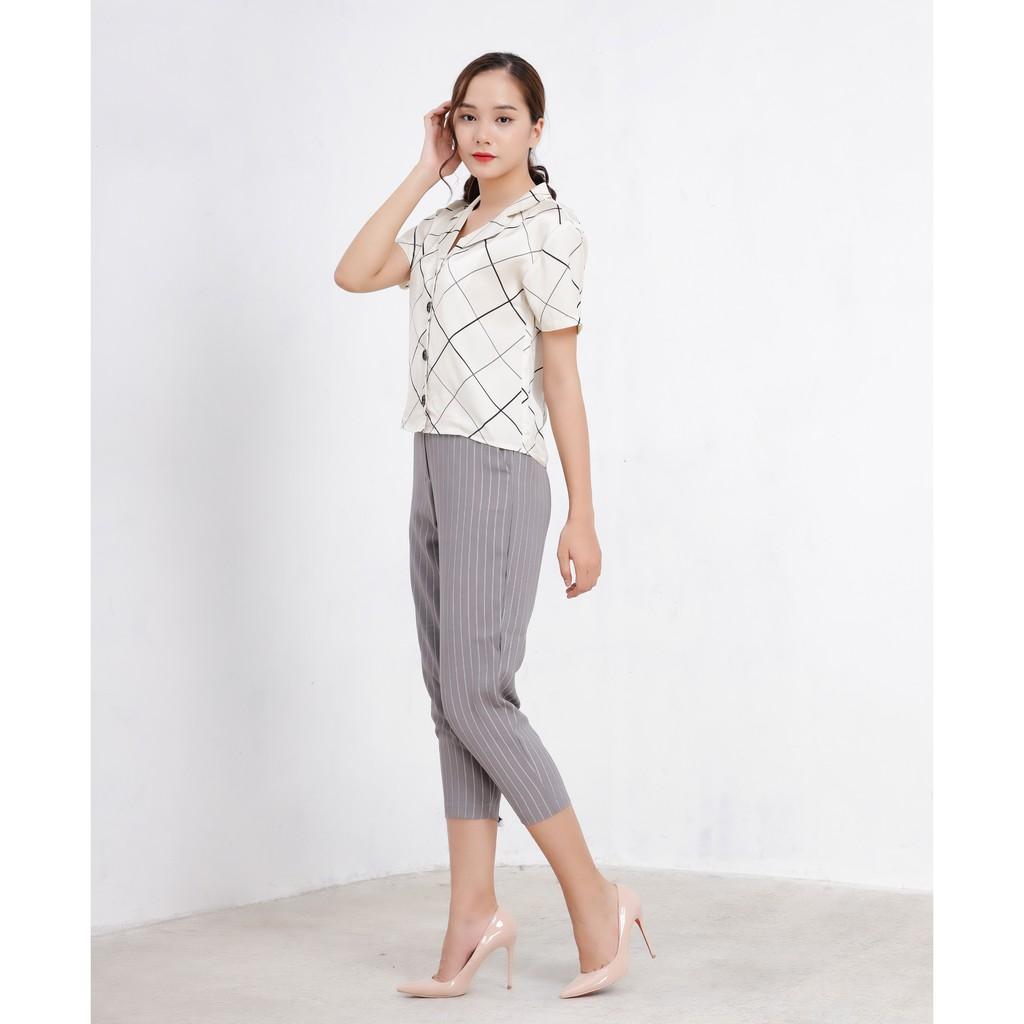 Áo sơ mi cổ Vest nữ Callia Danton shirt (Trắng/Xanh)