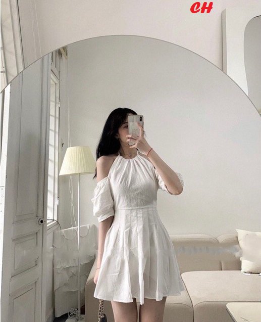 Váy cổ yếm hở vai dáng xòe điệu đep tiểu thư