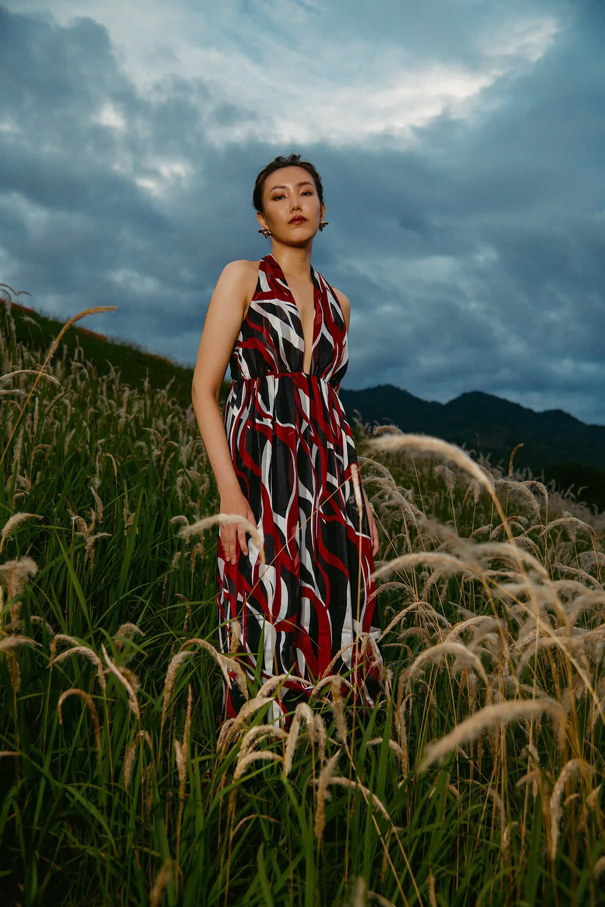 Đầm Maxi Dạ Yến, Đầm Maxi Cổ Yếm Hở Lưng DRE266 thời trang thiết kế Hity