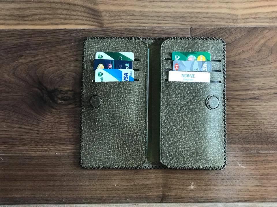 Ví kép da bò nguyên miếng để được điện thoại iphone
