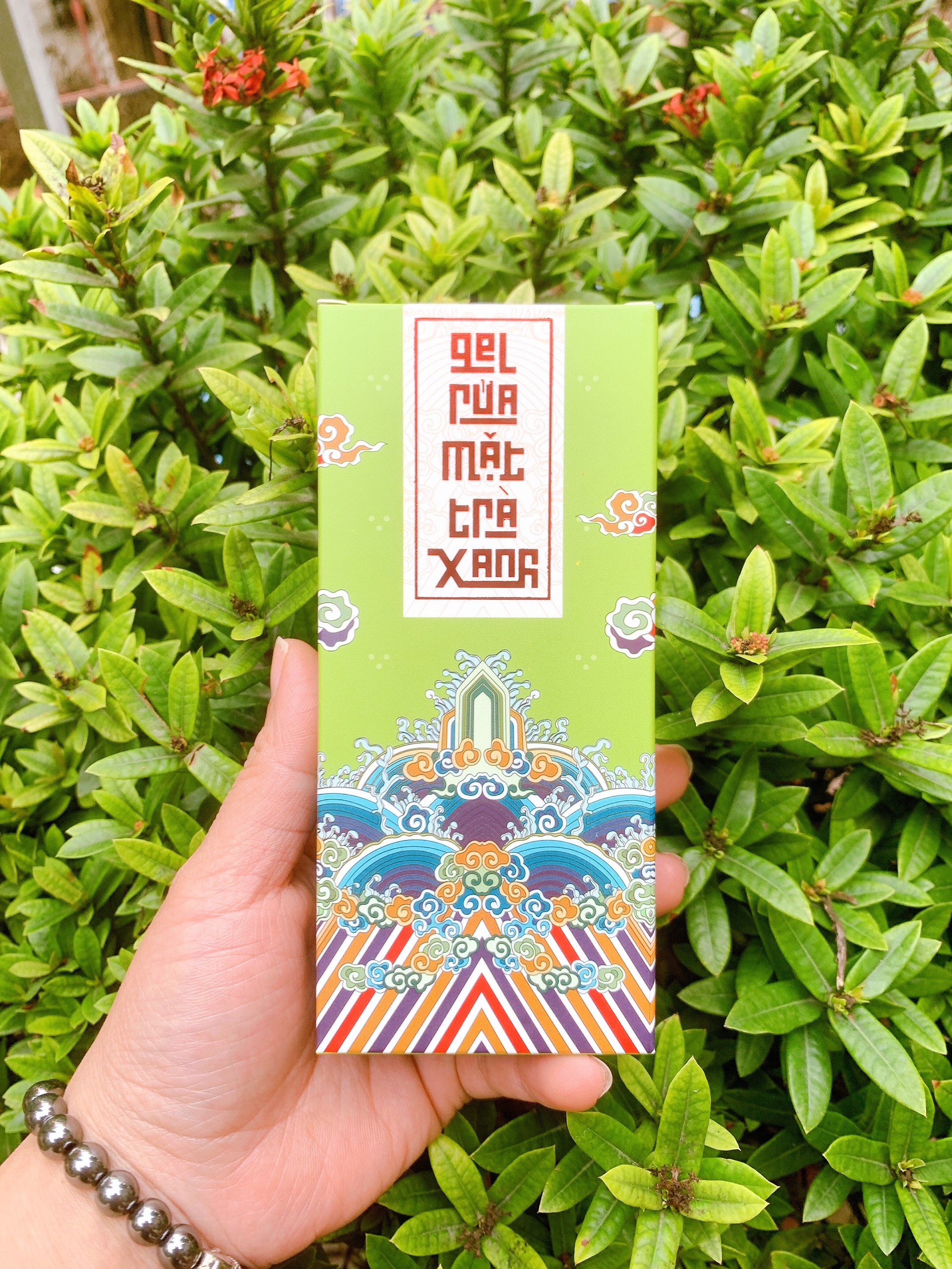 Gel rửa mặt trà xanh Phấn Nụ Hoàng Cungung