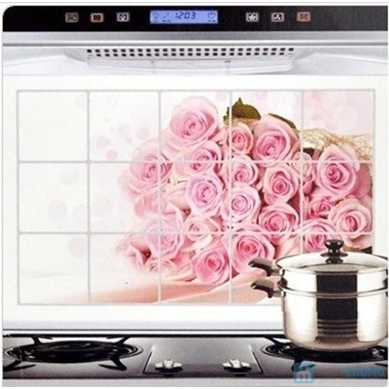Decal dán bếp hoạ tiết hoa hồng