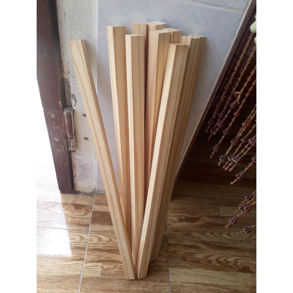 Bộ 10 thanh gỗ thông vuông kích thước 2x2x 50cm làm mô hình, thủ công, đồ chơi, trang trí lồng chim