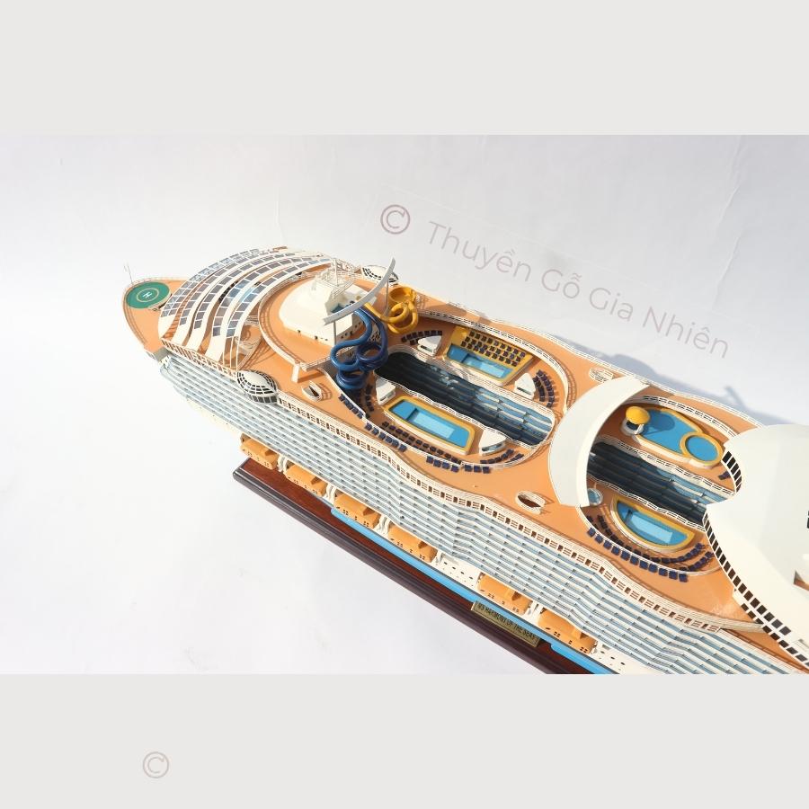 Mô Hình Thuyền Gỗ Trang Trí Phong Thủy Dạng Thuyền Du Lịch HARMONY OF THE SEAS Chính Hãng, Hàng Xuất Khẩu Chất Lượng Cao