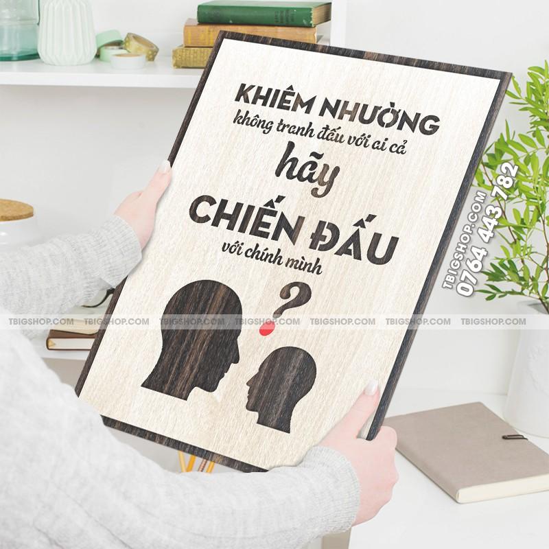 Tranh tạo động lực treo tường văn phòng - Mẫu "Khiêm nhường không tranh đấu với ai cả hãy chiến đấu với chính mình"