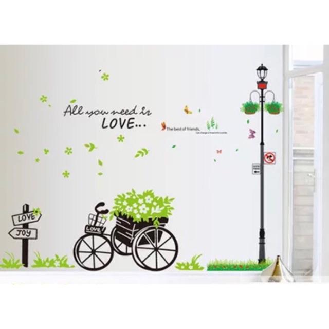 Bộ kết hợp Decal trang trí tường - Xe Đạp giỏ hoa và Cây đèn cổ điển