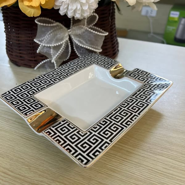 Gạt Tàn Angelo (20 x 17 x 3 cm) Hàng chính hãng