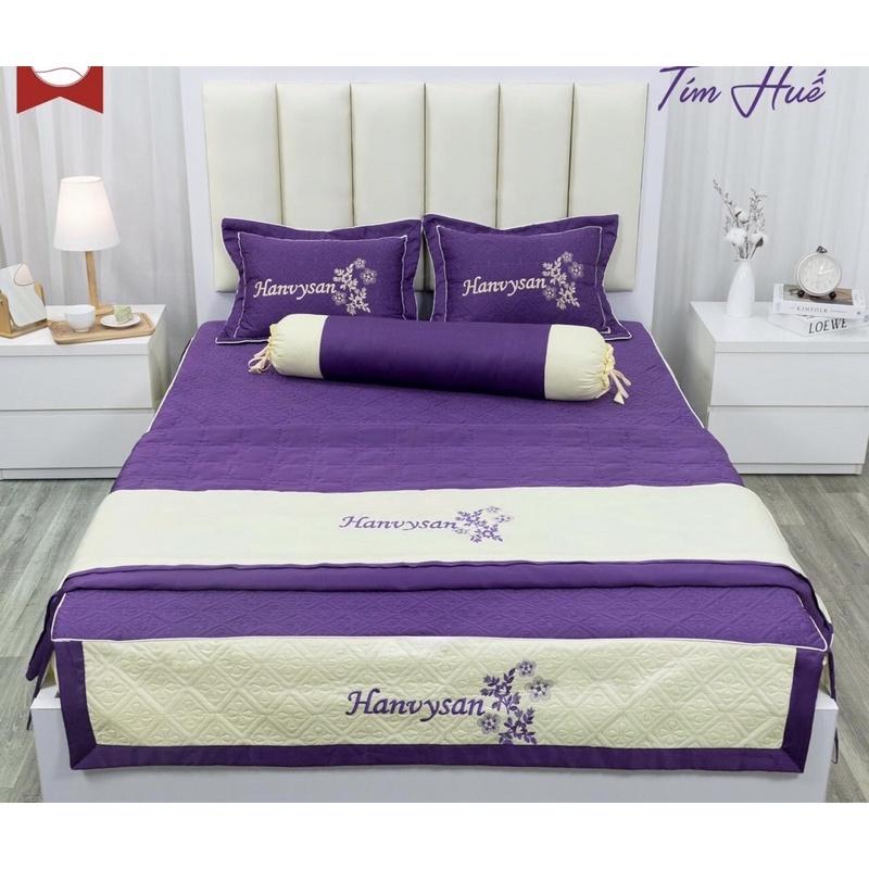 Set 3 món ga phủ và 2 vỏ gối cotton satin trần bông hàng màu thêu siêu đẹp