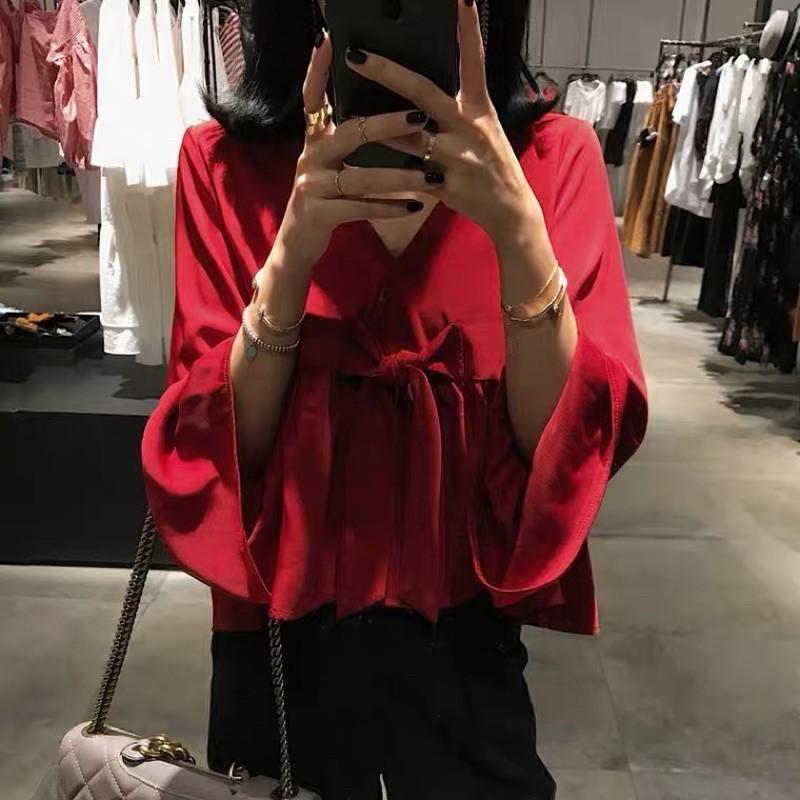 Áo babydoll croptop thắt nơ ngực màu đỏ đô