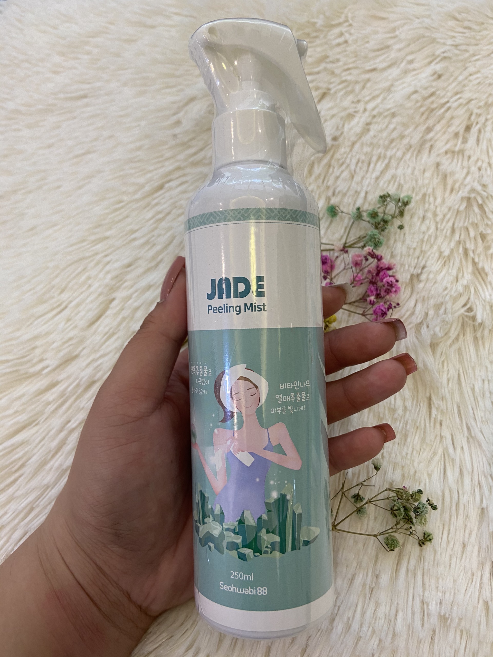 Tẩy Tế Bào Chết Toàn Thân Dạng Xịt Seohwabi88 Jade Peeling Mist 250ml