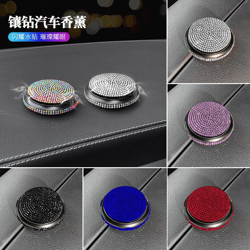 Phong cách mới nhất của nước hoa xe hơi trang trí xe hơi tinh dầu thơm nạm kim cương nước hoa sáng tạo phong cách nữ thần màu đỏ nước hoa thơm nhẹ hương thơm nữ
