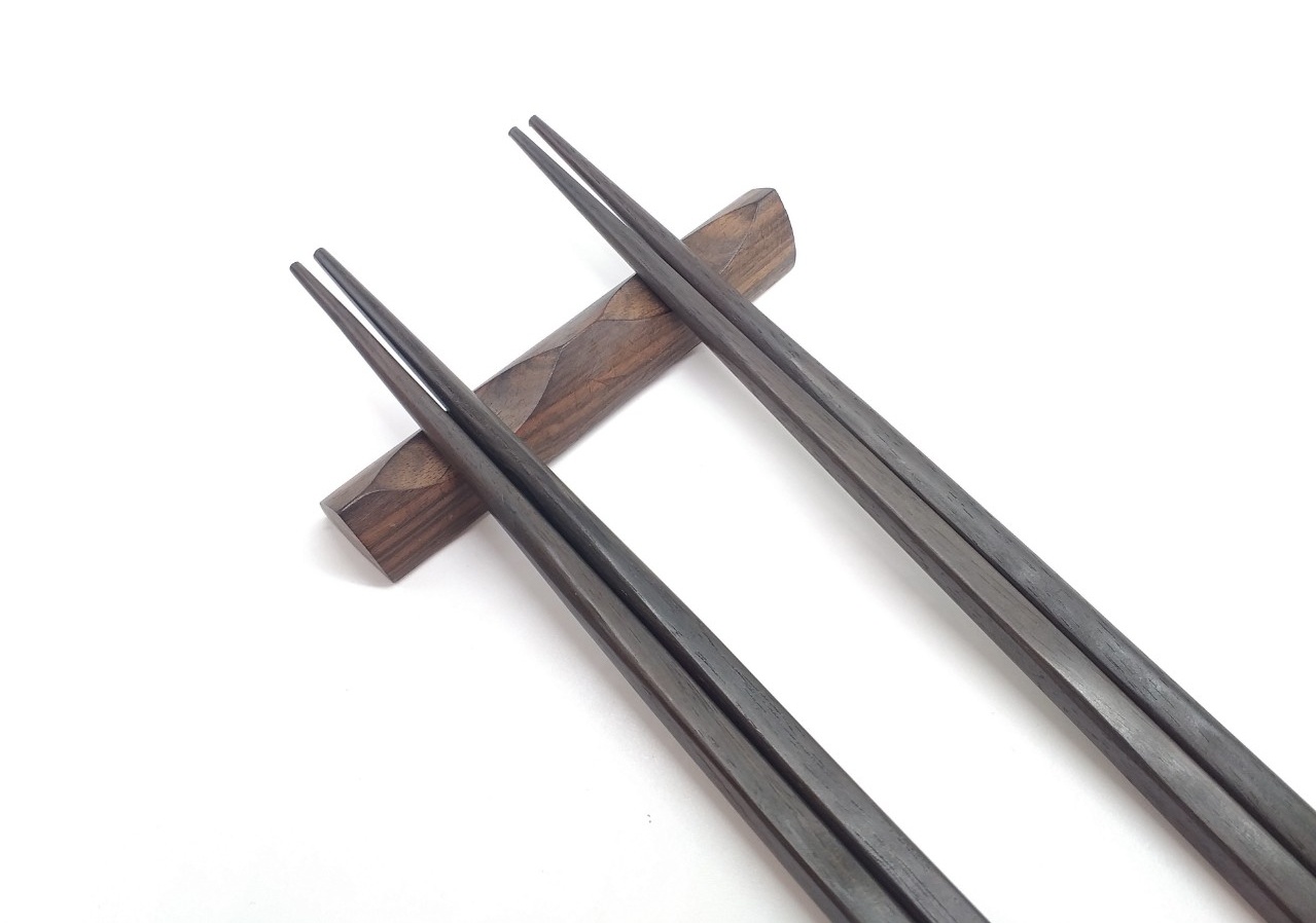 Đũa gỗ Mun Vuông trơn 25cm- Bộ 5 đôi