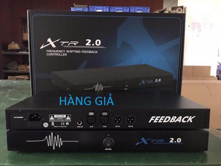 Feedback XTR 2.0 nhái với thêm 1 cổng jack 6 ly