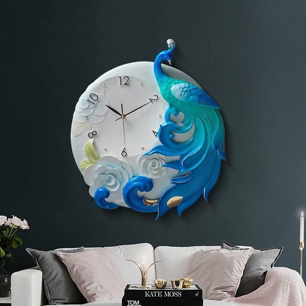 Đồng Hồ Treo tường Công Xanh Hoàng Gia DHG-BLU50CM , làm từ hỗn hợp bột gốm phù điêu cao cấp, sang trọng, máy siêu tĩnh thích hợp cho mọi không gian phòng của bạn kể cả phong cách hiện đại hay tân cổ điển.