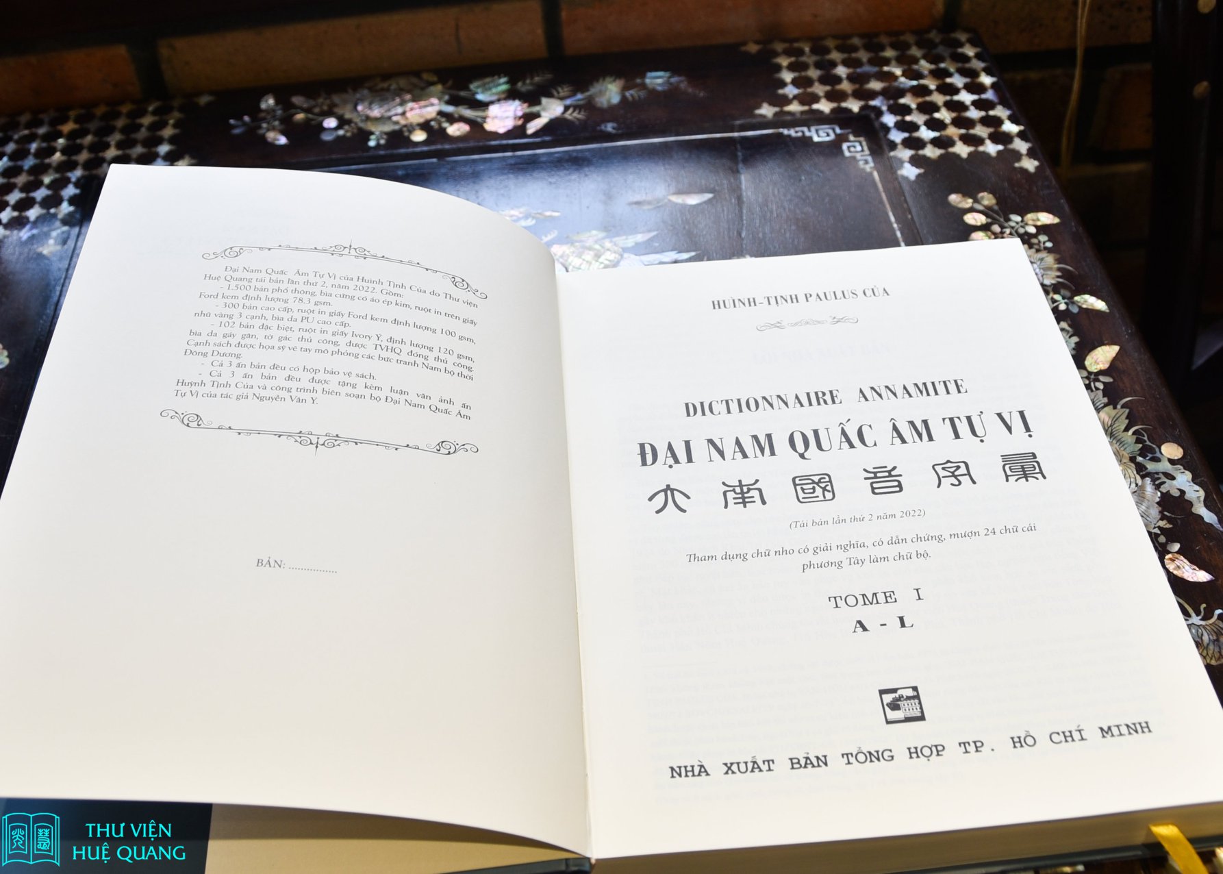 Tặng kèm “Huỳnh Tịnh Của Và Công Trình Biên Soạn Bộ Đại Nam Quấc Âm Tự Vị” - ĐẠI NAM QUẤC ÂM TỰ VỊ (Boxset trọn bộ 2 tập bìa cứng) (Tái bản 2022) – Paulus Của