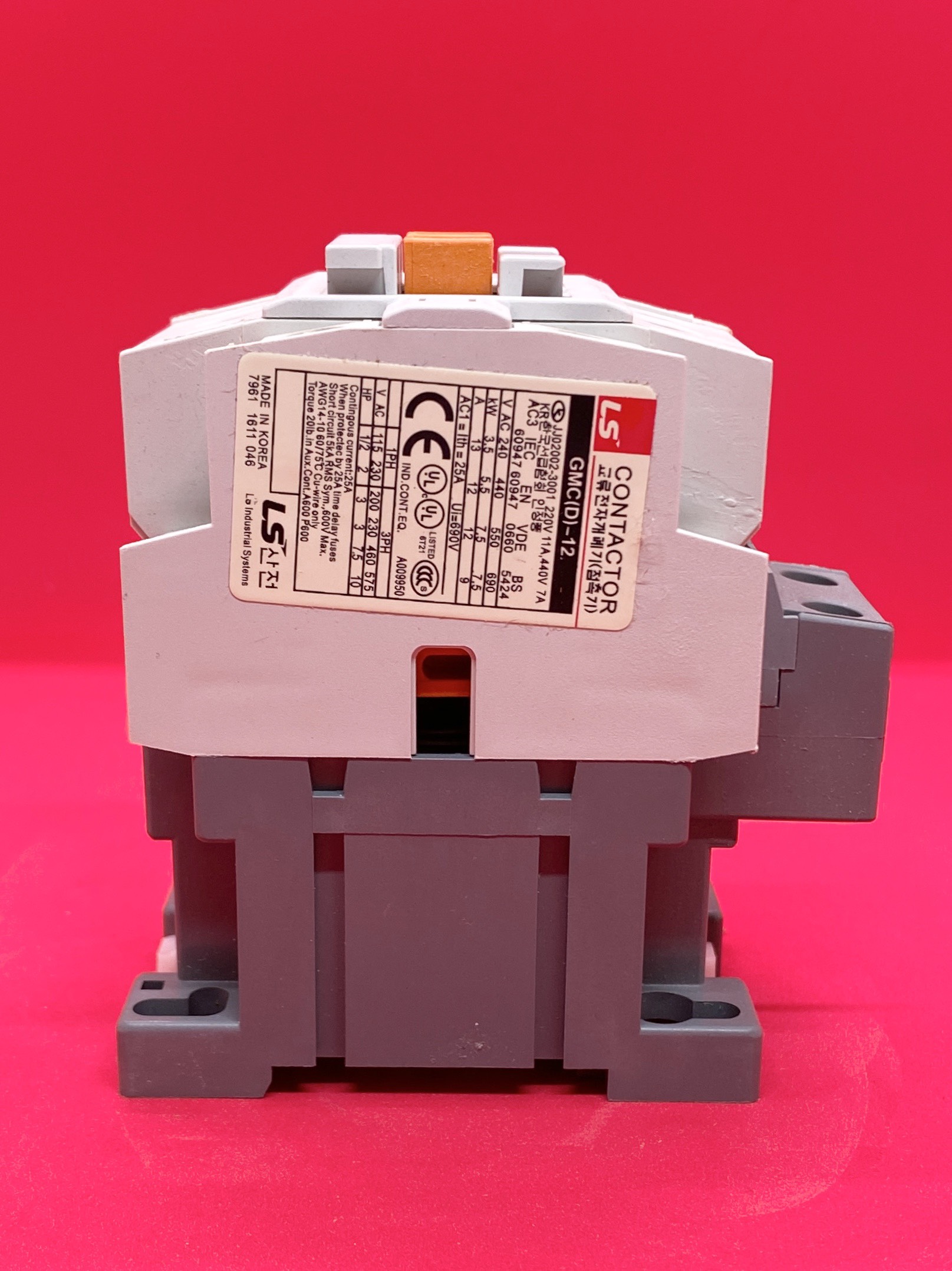 Khởi Động Từ 3 Pha GMC - 12A - LS