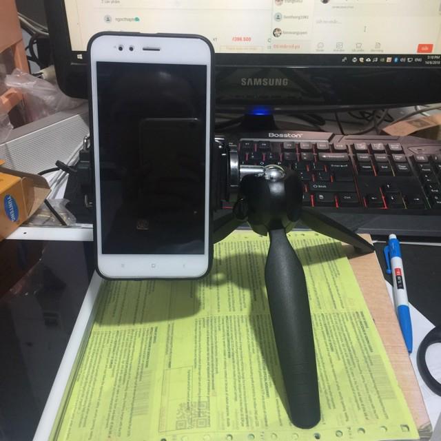 Chân đế kẹp điện thoại livestream chụp nhóm yunfeng 228 -dc3088 mã số SP RK2812