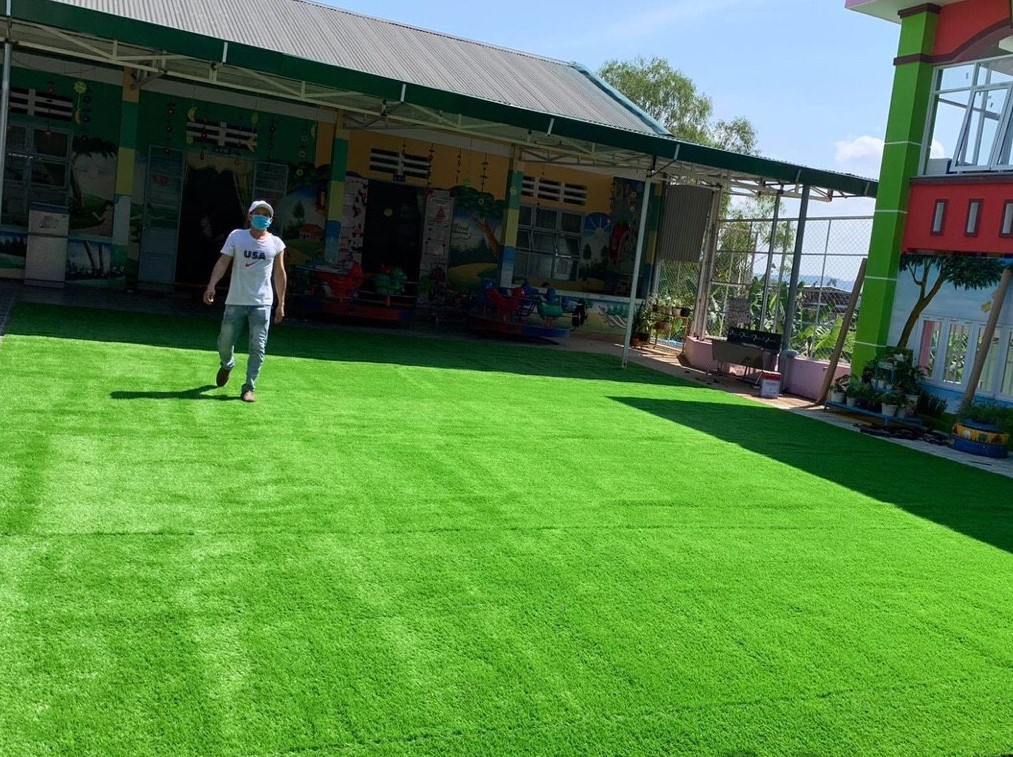 Thảm cỏ nhân tạo 2cm sân vườn ,cỏ nhân tạo combo 10m2 rộng 2m x5m =10m trải sàn ,cỏ nhựa dán tường ,trang trí