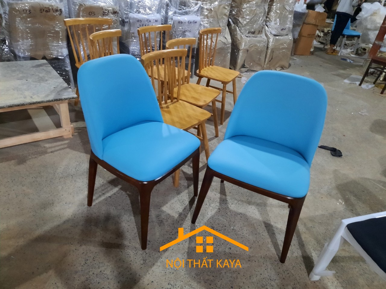 Bộ Bàn Ăn 4 Ghế Mặt Đá Nhập Khẩu Doxa BAK – 02
