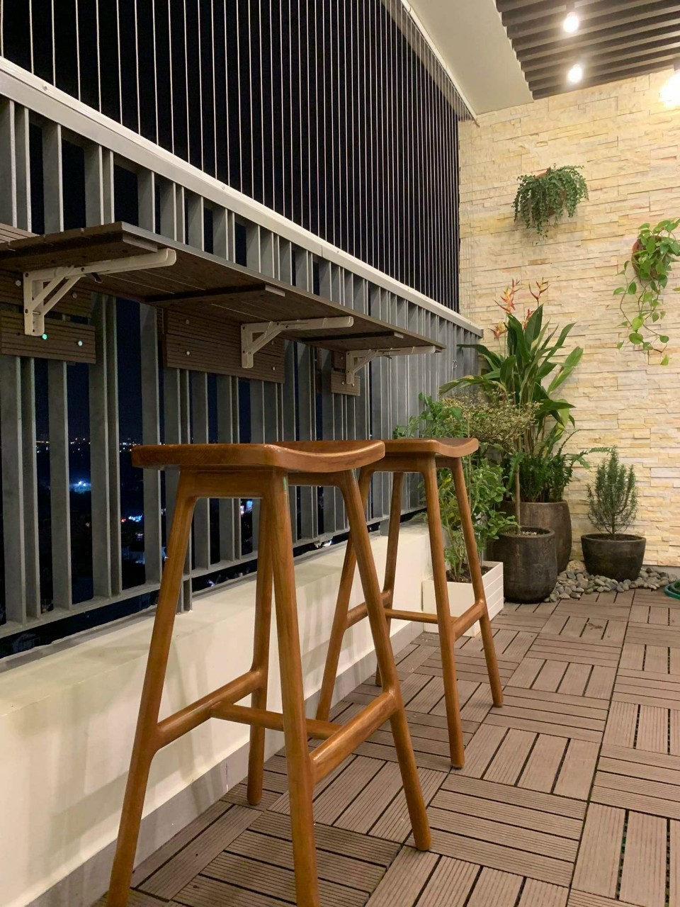 Ghế Gỗ Bar Bán Đảo