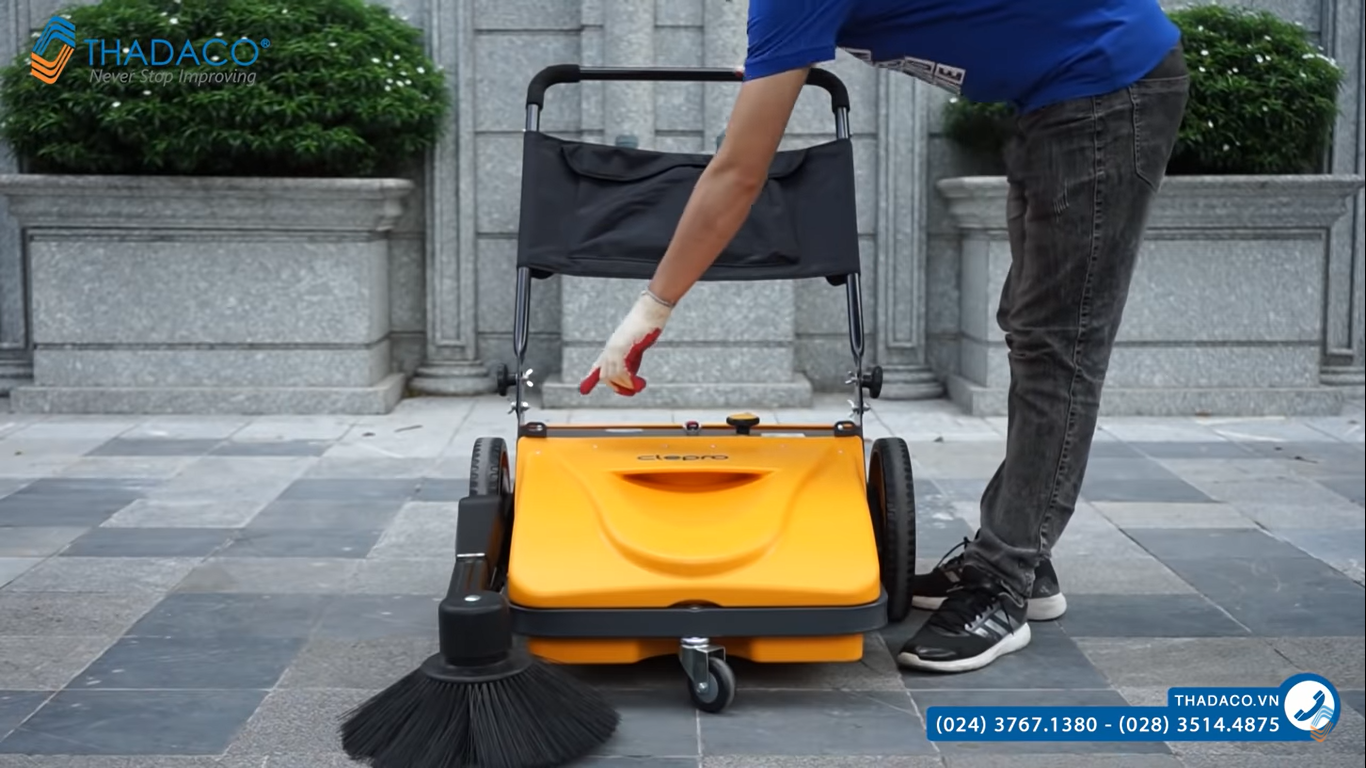 Xe Quét Rác Đẩy Tay Clepro CW-760/1, Thùng chứa rác: 25L + 4L - Hàng chính hãng