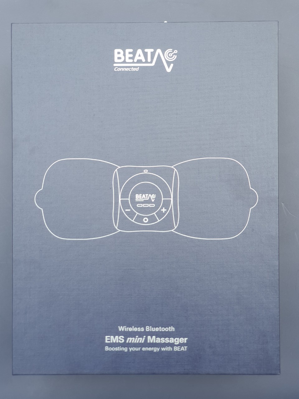 Máy massage điều khiển bằng Smartphone - Beat Connected Basic . Là thiết bị massage cao cấp dùng tại nhà được điều khiển qua app điện thoại với phần mềm tiếng Việt. Phù hợp mọi đối tượng từ lao động nhẹ tới việc nặng