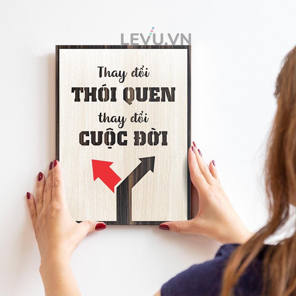 Tranh văn phòng LEVU LV066 &quot;Thay đổi thói quen thay đổi cuộc đời