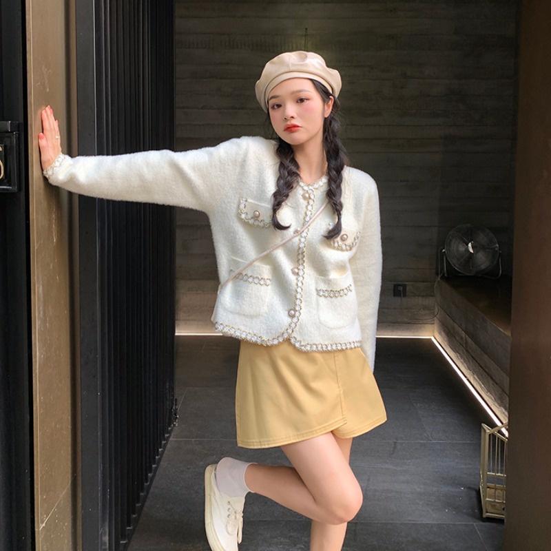Áo khoác len nữ cardigan tay dài khoác dạ lông thỏ 2 màu đen trắng cúc ngọc cổ tròn dáng ngắn kiểu Hàn Quốc D-7