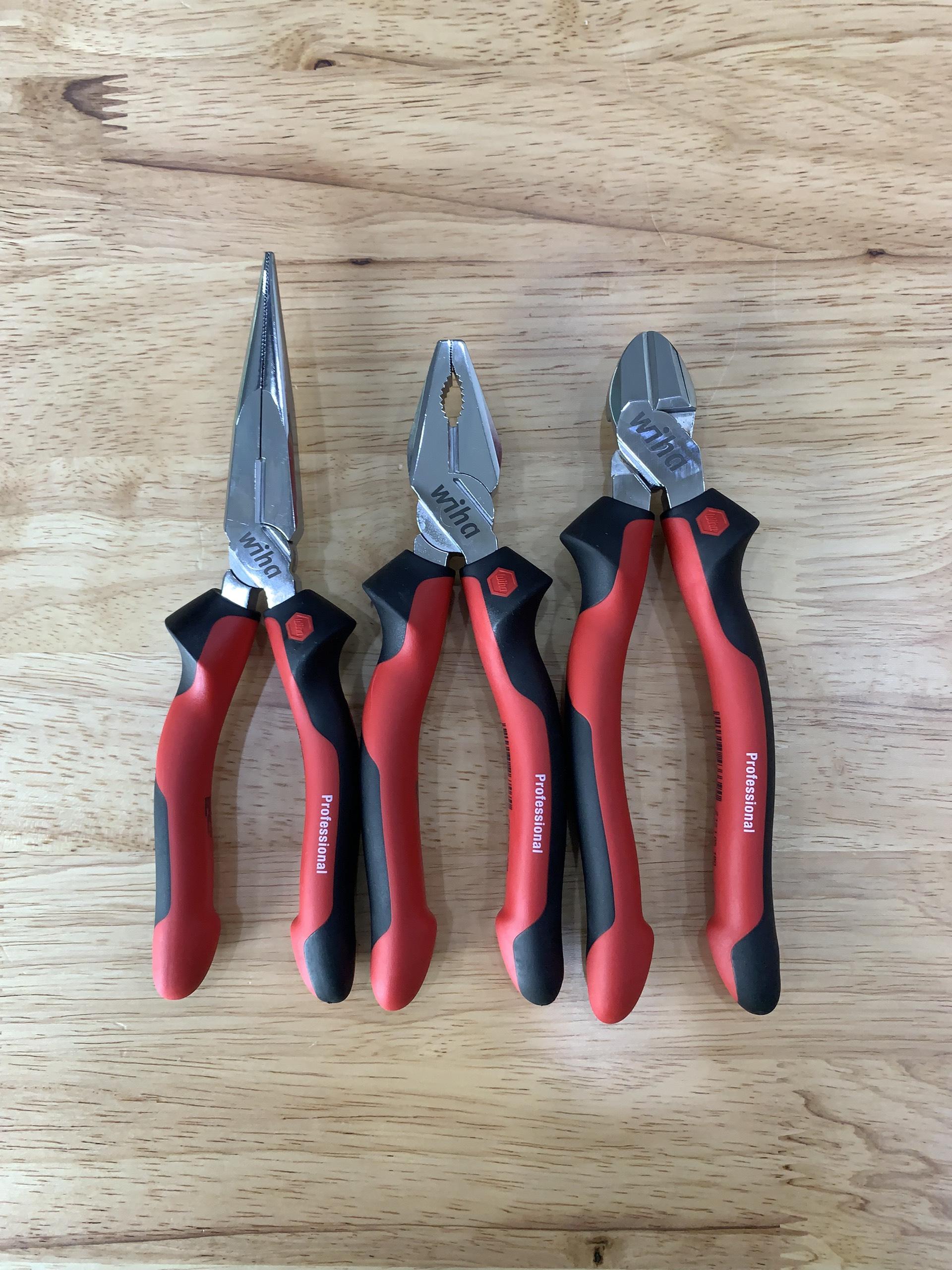 Bộ 3 kìm chuyên nghiệp Wiha (26722, 26707, 43339)