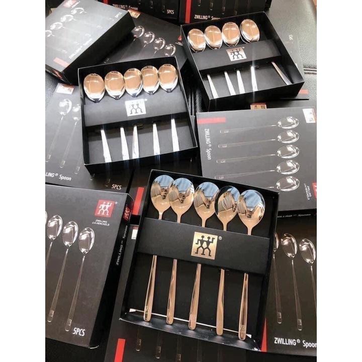 SET 5 THÌA INOX CÓ HỘP ĐỰNG ĐI KÈM SANG TRỌNG